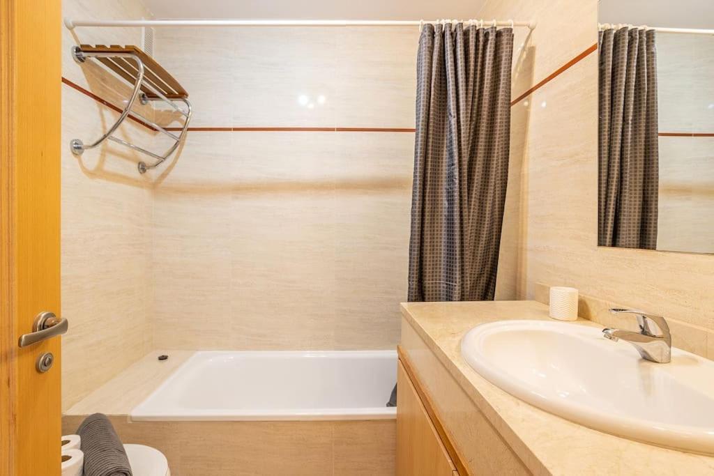 Penthouse With Jacuzzi And Spectacular Sea Views Apartment Nerja Luaran gambar