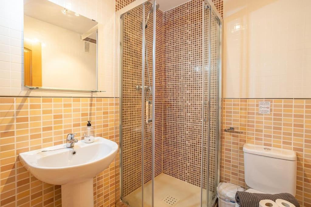 Penthouse With Jacuzzi And Spectacular Sea Views Apartment Nerja Luaran gambar